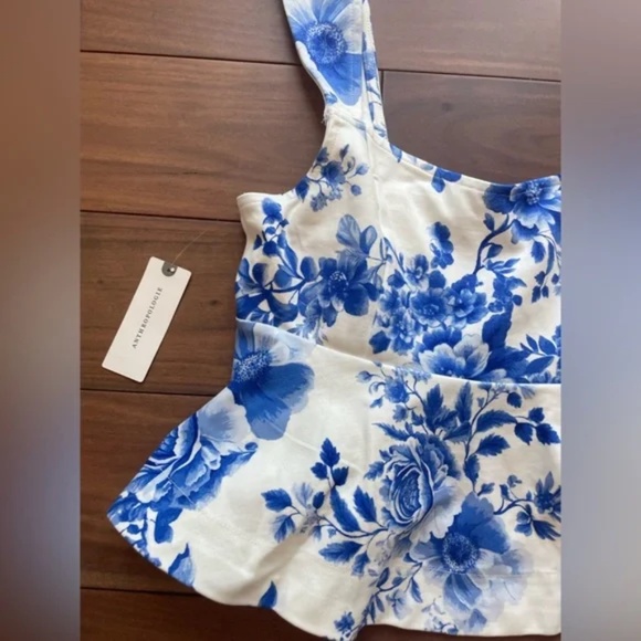 Maeve Square-Neck Peplum Tank Top Size S - Picture 3 of 7